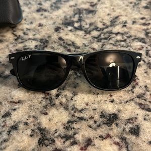 Ray-Ban RB2132 new wayfarer